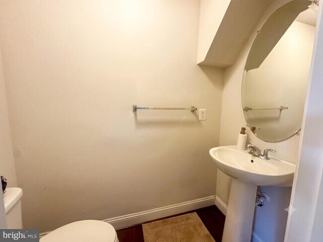 Building Photo - 12116 Grey Squirrel St