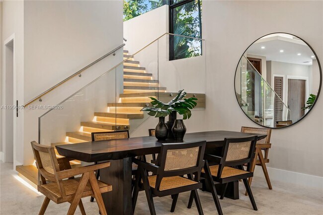 Building Photo - 2805 Freeman St