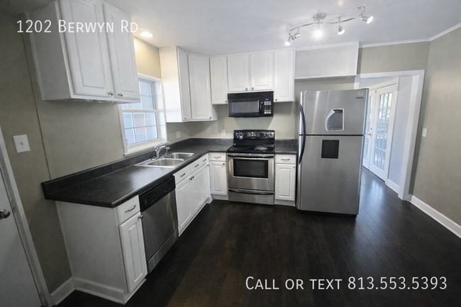 Building Photo - 1202 Berwyn Rd