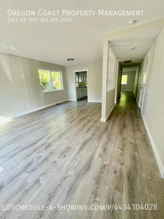 Building Photo - 50 Ridge Pl
