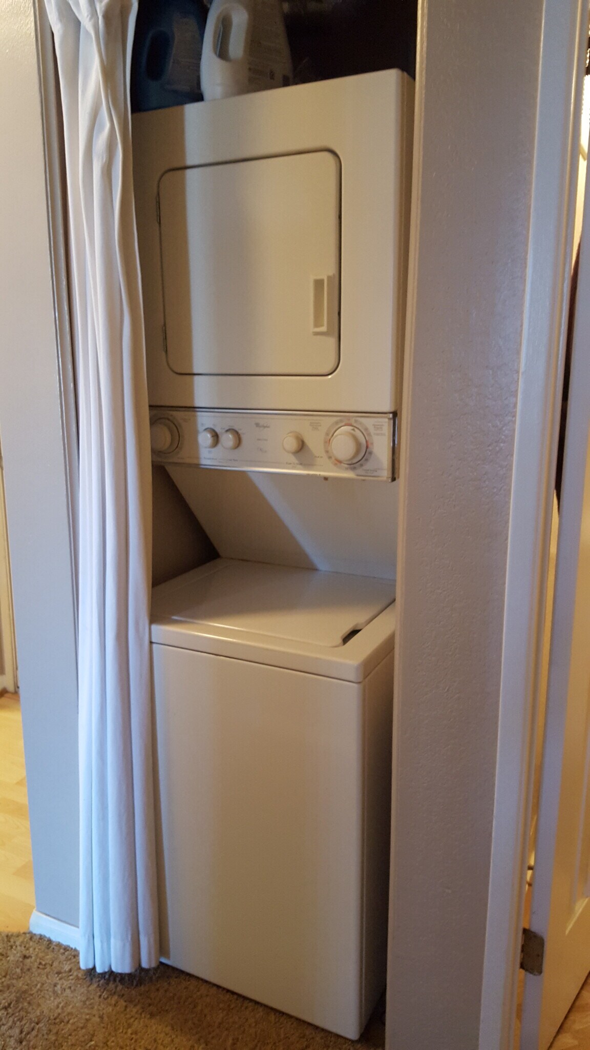 In unit laundry - 3550 Lebon Dr