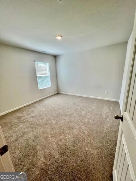 Building Photo - 2728 Piper Dr