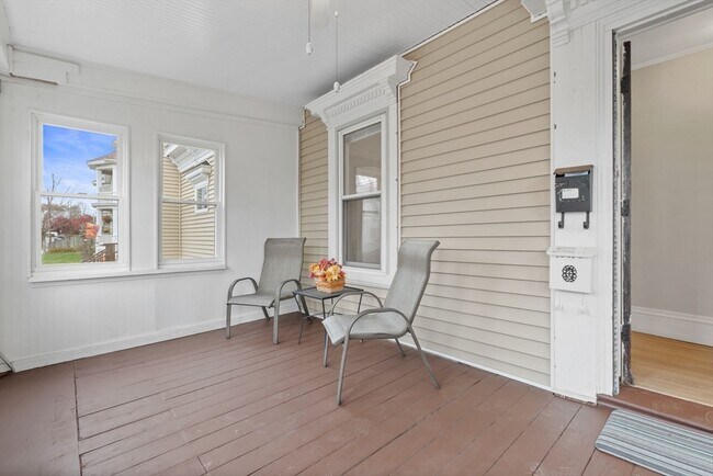 Building Photo - 26 High St