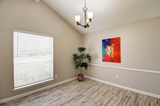 Building Photo - 22314 N Fork Dr