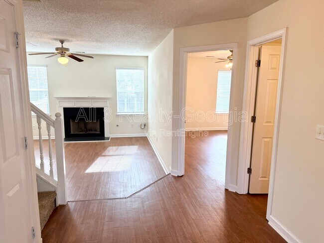 Building Photo - 1980 Sawgrass Dr