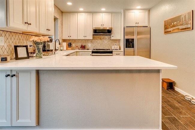 Building Photo - 3813 Ives Way