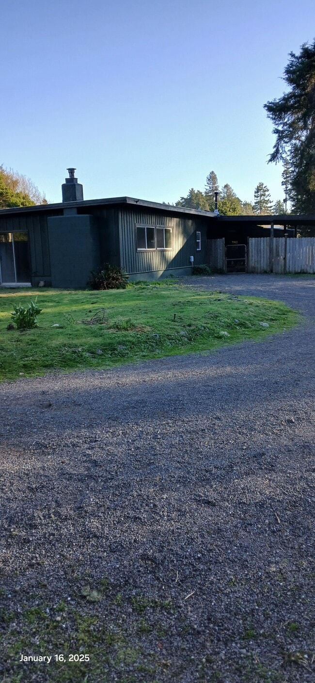 Primary Photo - 19064 Benson Ln