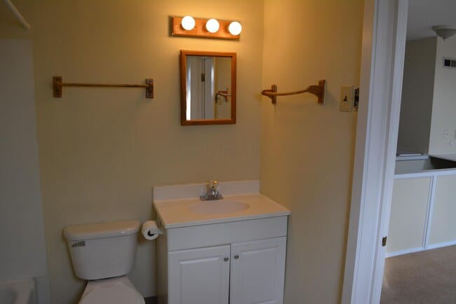 Building Photo - 1353 Highland St