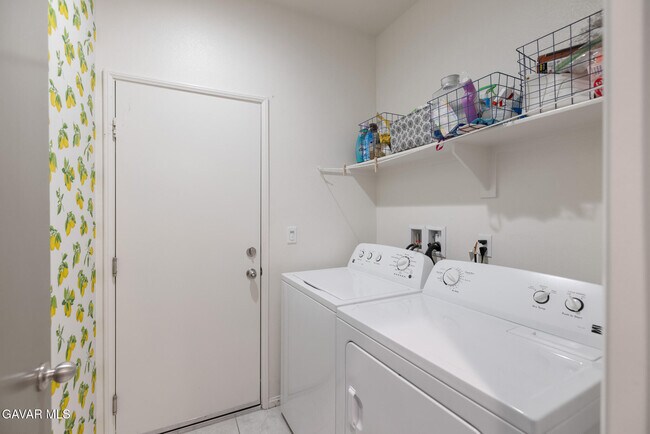 Building Photo - 3124 Via Bella Rosa Ave