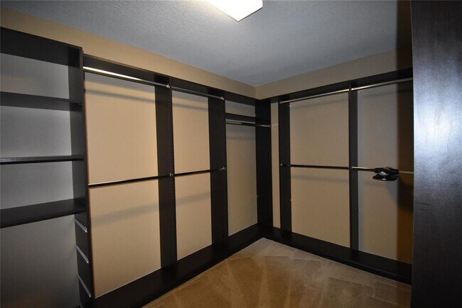 Building Photo - 13008 Sawgrass Pine Cir