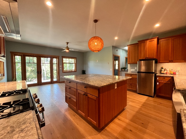 Building Photo - 2893a Scotts Right of Way