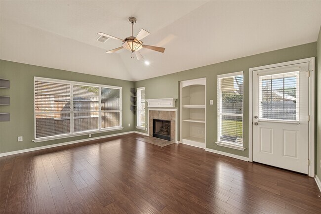 Building Photo - 12418 Shawwood Ct