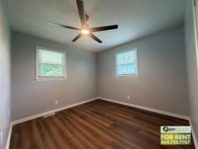 Building Photo - 119 Welborn Cir
