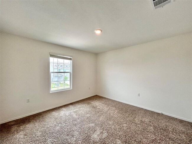 Building Photo - 2520 Forgetmenot Ln
