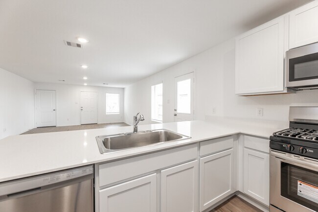 Building Photo - 26811 Paloma Blanca Dr