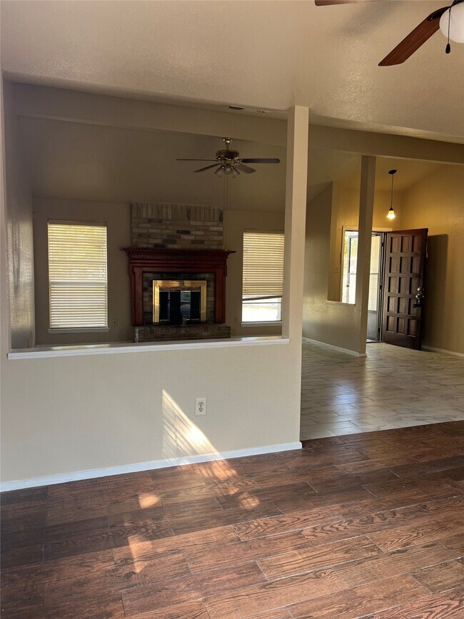 Building Photo - 2503 Ravenwind Rd