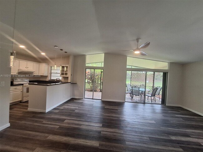 Building Photo - 22280 Timberly Dr