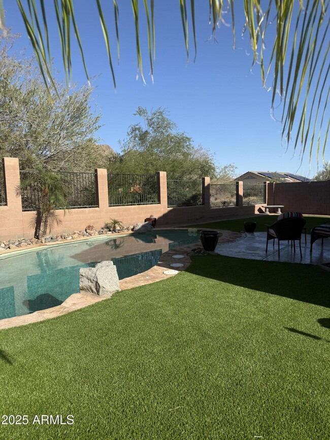Building Photo - 26841 N 66th Dr