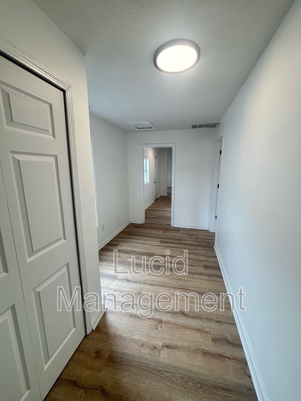 Building Photo - 831 Meigs Ave