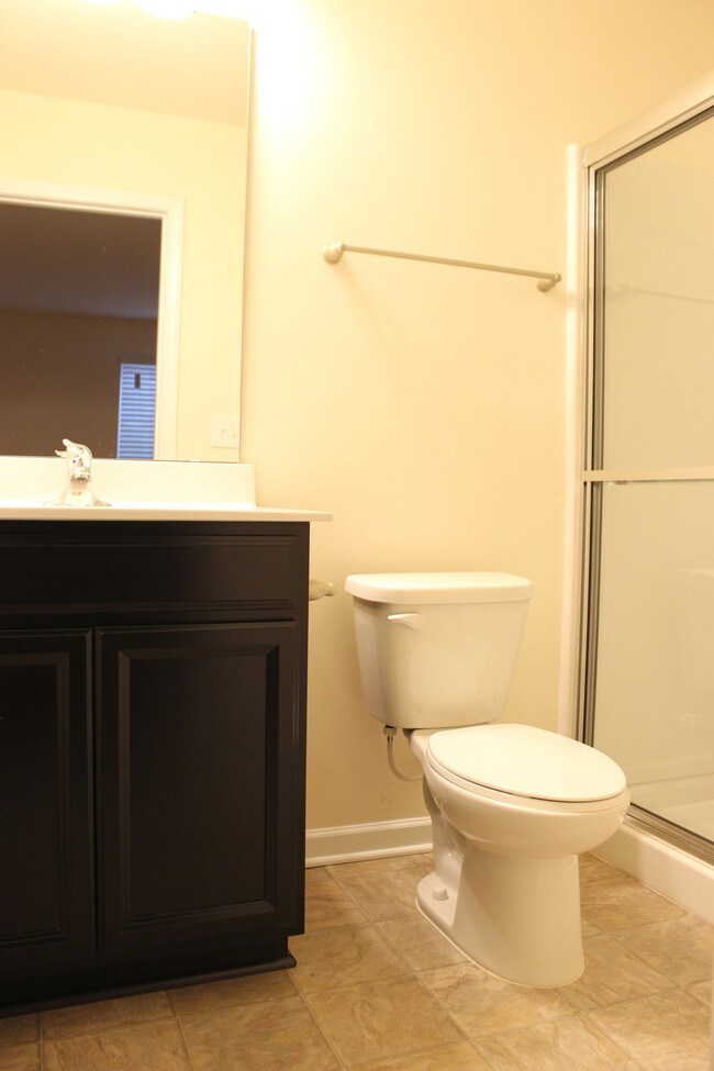 Building Photo - 6435 Prosperity Church Rd