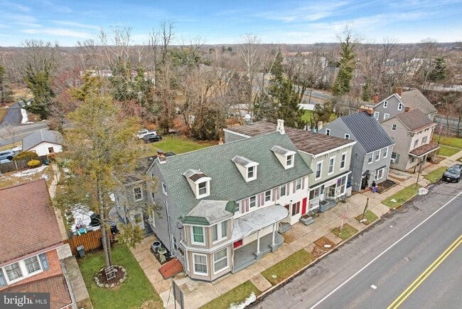 Building Photo - 24369 W Main St