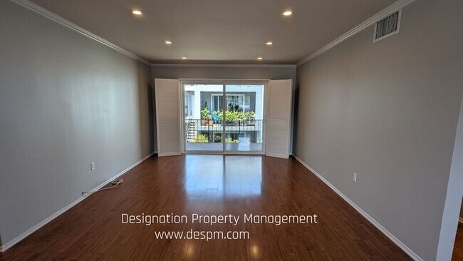Building Photo - 3015 Division St