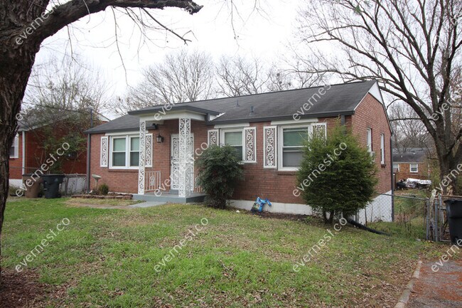 Building Photo - 3 bed / 1 bath