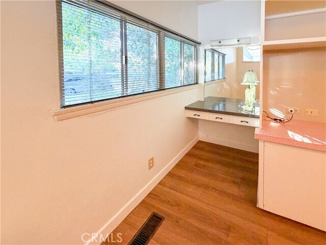 Building Photo - 5516 Ethel Ave