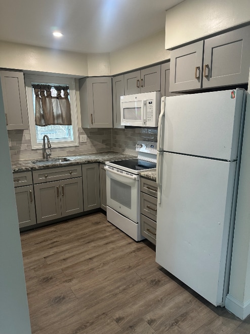 Building Photo - 1031 Lawnton Terrace