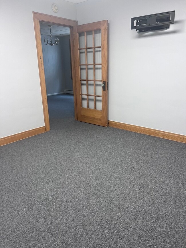 Building Photo - 13 W Quincy St