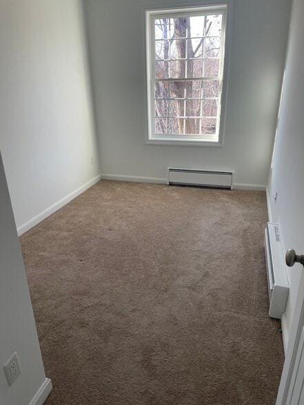 Building Photo - 6 Grove St