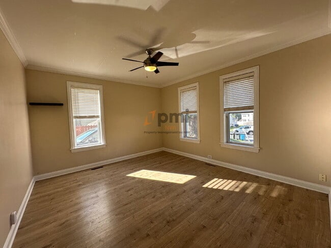 Building Photo - 511 W Goldsborough St