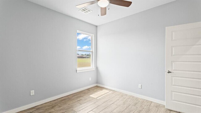 Building Photo - 213 Olde Ml Ct