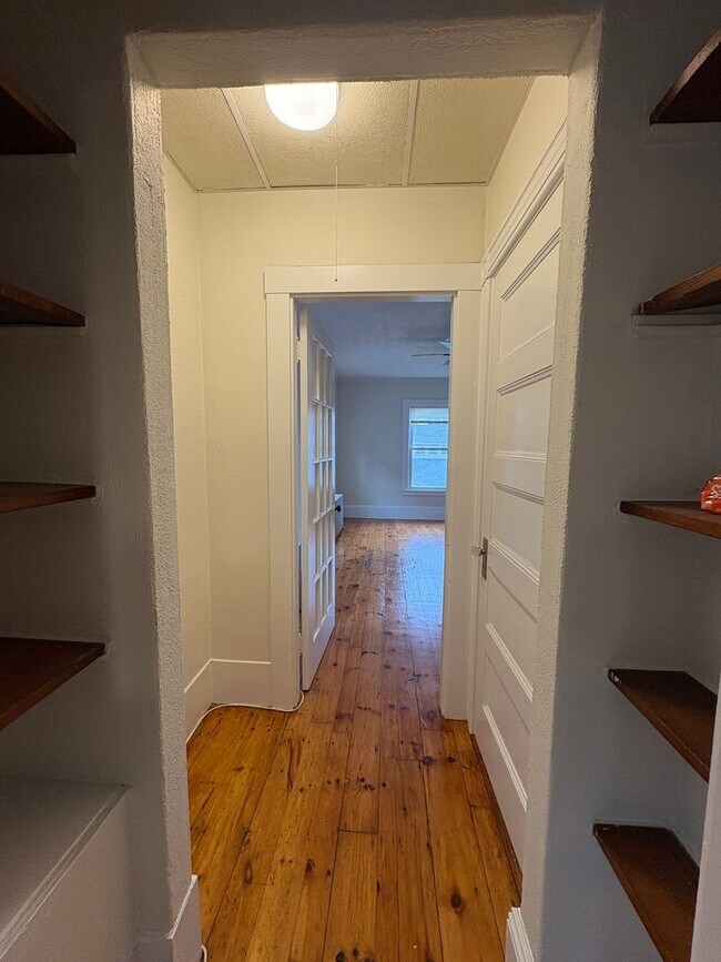 Building Photo - 17 Essex St