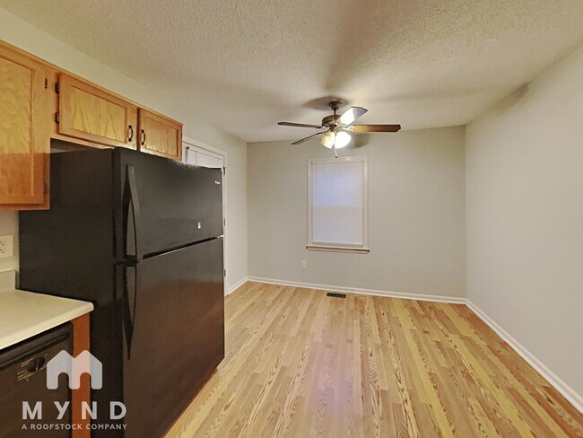 Building Photo - 158 Wendy Way