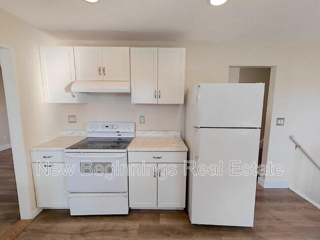 Building Photo - 5330 Silver Spur Ave