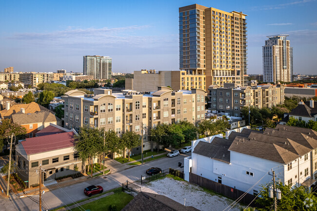 Aerial Photo - Piedmont at River Oaks