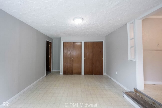Building Photo - 2121 Euclid Dr