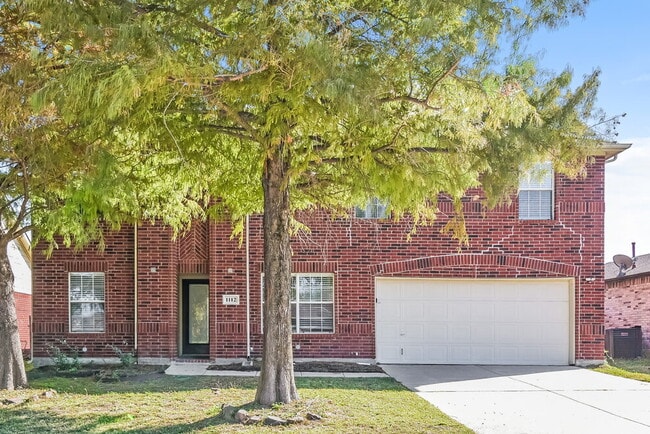 Building Photo - 1112 Hampton Dr