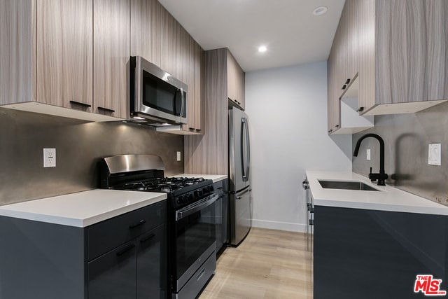 Building Photo - 9337 National Blvd