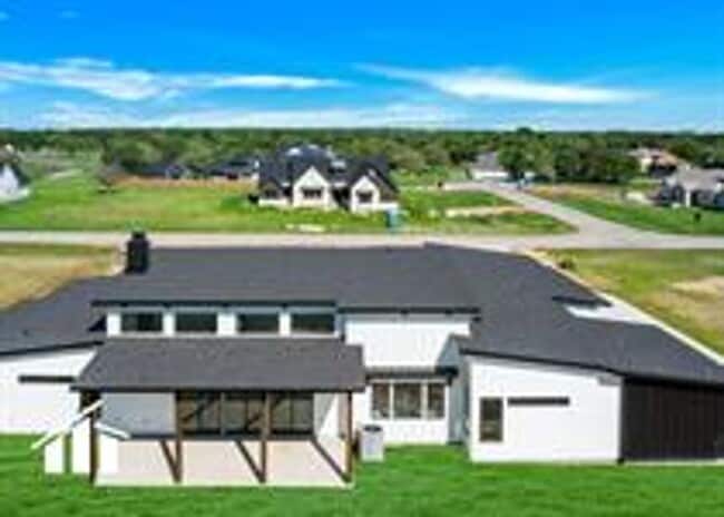 Building Photo - 5976 Rain Mdw Dr