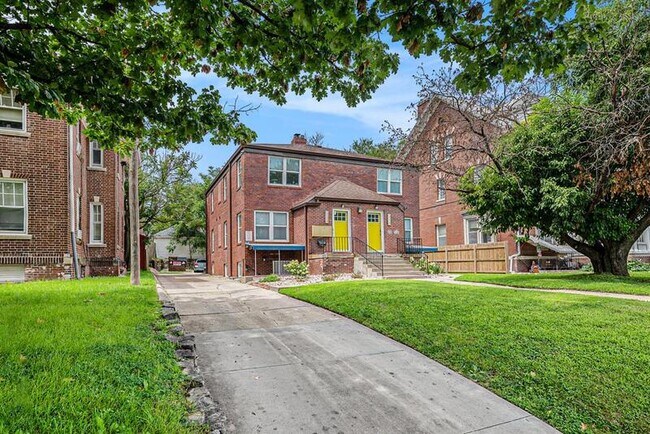 Primary Photo - 116 N 32nd Ave