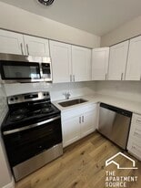 Building Photo - 112 N Kenilworth Ave