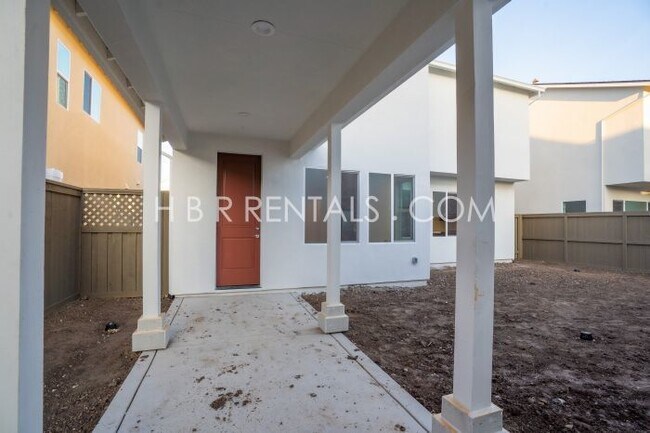 Building Photo - Spacious 4-Bedroom with 3 Full Baths in Tracy – Your Next Rental Home Awaits!