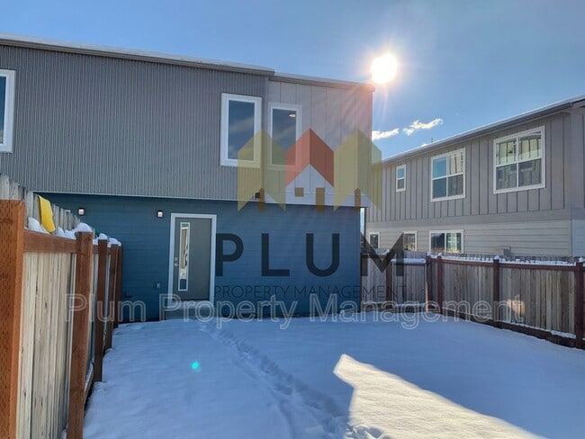 Building Photo - 4724 Giada Dr