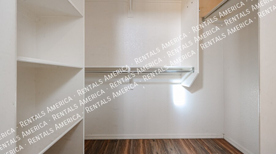 Building Photo - 11555 W Kinderman Dr