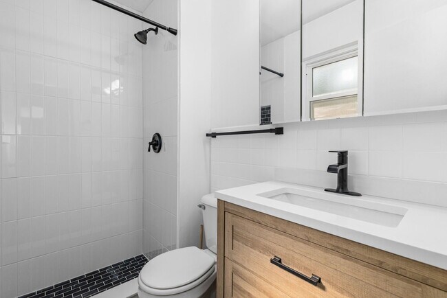 Building Photo - 303 Danworth Ct