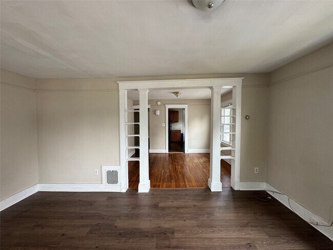 Building Photo - 61 Ackley Ave