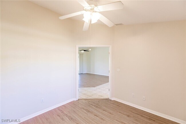 Building Photo - 1156 SW 44th Terrace