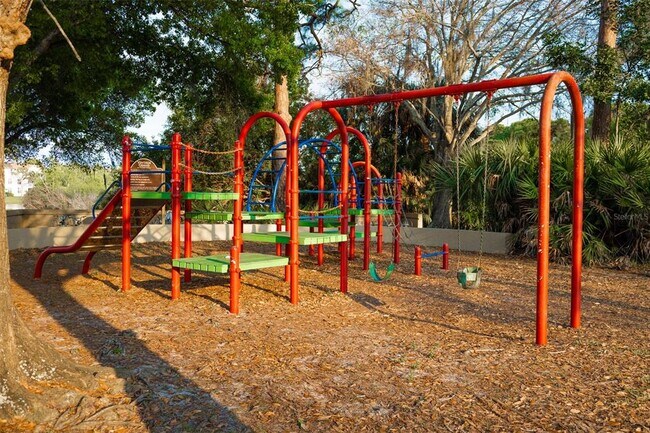 Building Photo - 4065 Crockers Lake Blvd